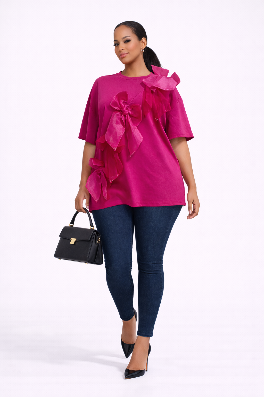 T-shirt Blanc Élégance  à manche courte  – Nœuds Roses en Organza